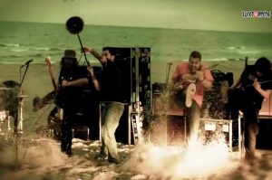 Fot. kadr z wideoklipu na platformie YouTube