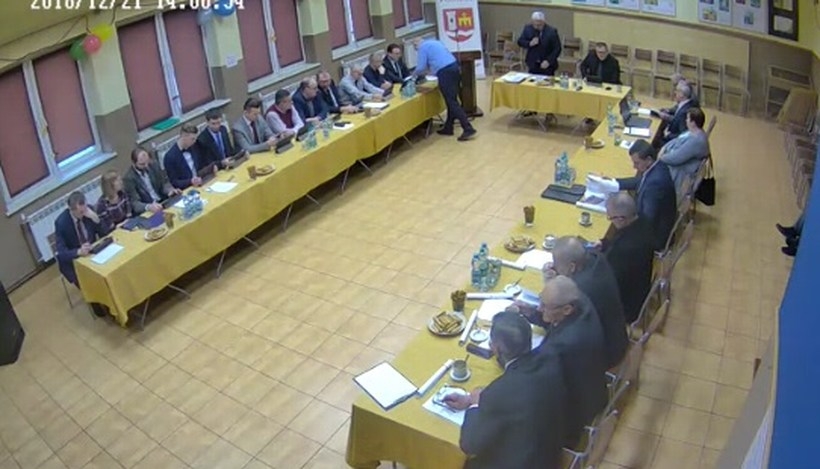 Fot. kadr z transmisji sesji Rady Gminy Tomice