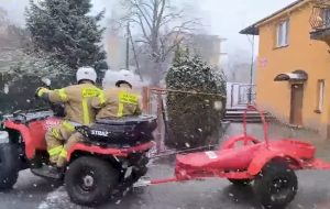 Fot. kadr z filmu na Facebook/ Beskidzki Informator Drogowy